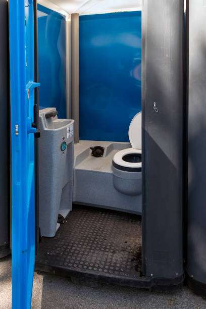 Best Portable toilet rental cost  in Kenova, WV